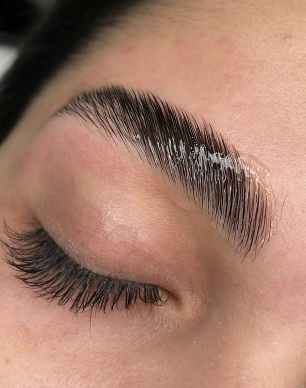 Brow Lamination — fotografia original